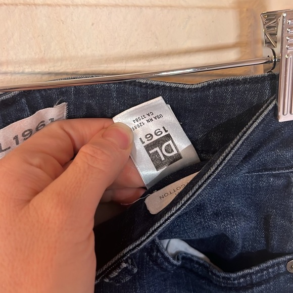 DL1961 Dark Wash Emma Power Leggings in Stark Jeans, Women Size 26 - Picture 5 of 10